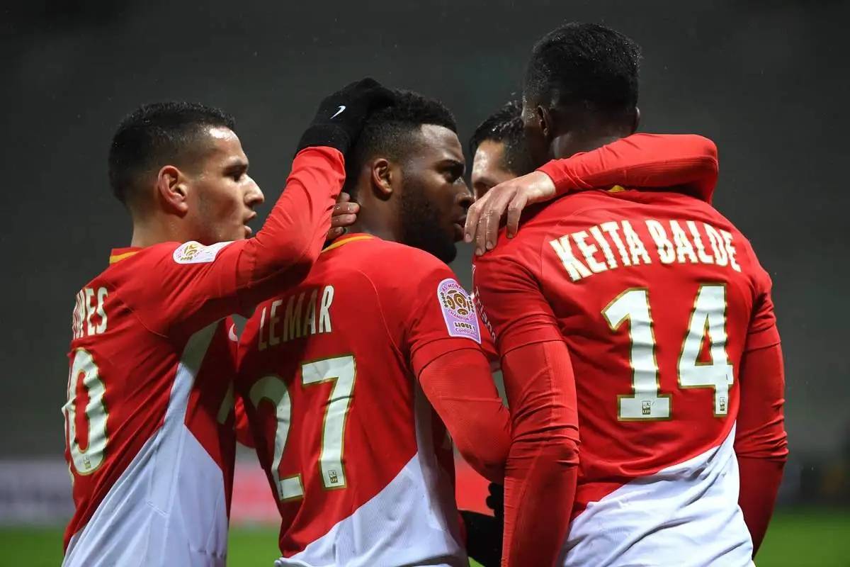 包含摩纳哥打败兰斯，展示出色表现的词条