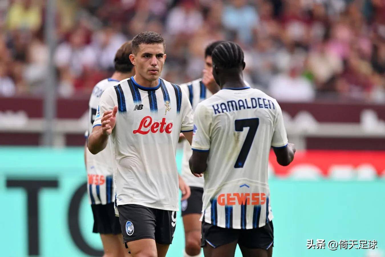 国米痛击佛罗伦萨:良好状态保持 国米痛击佛罗伦萨:良好状态保持