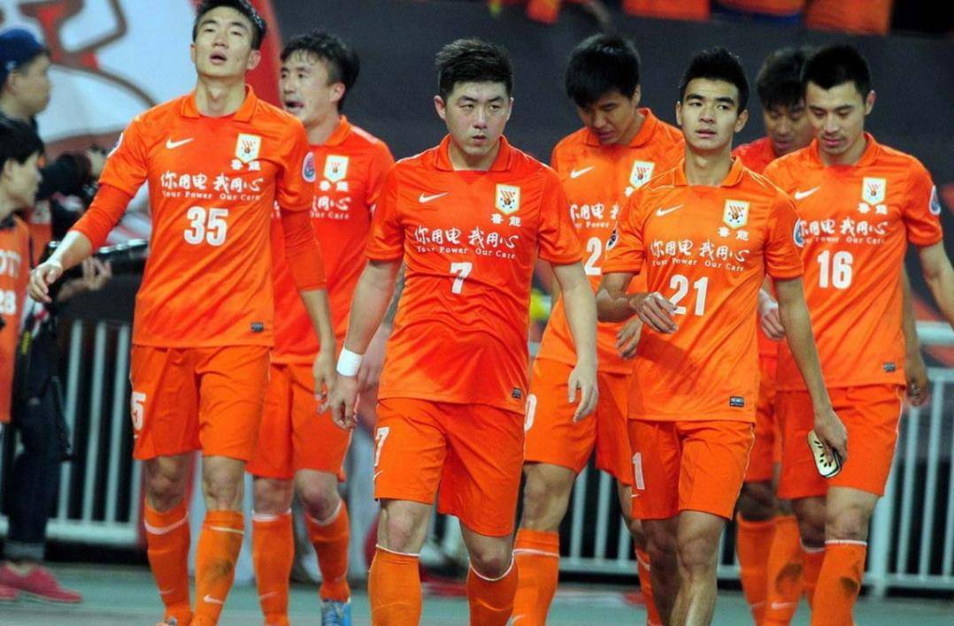 球队宣布新转会进展，新援或改变球队格局的简单介绍