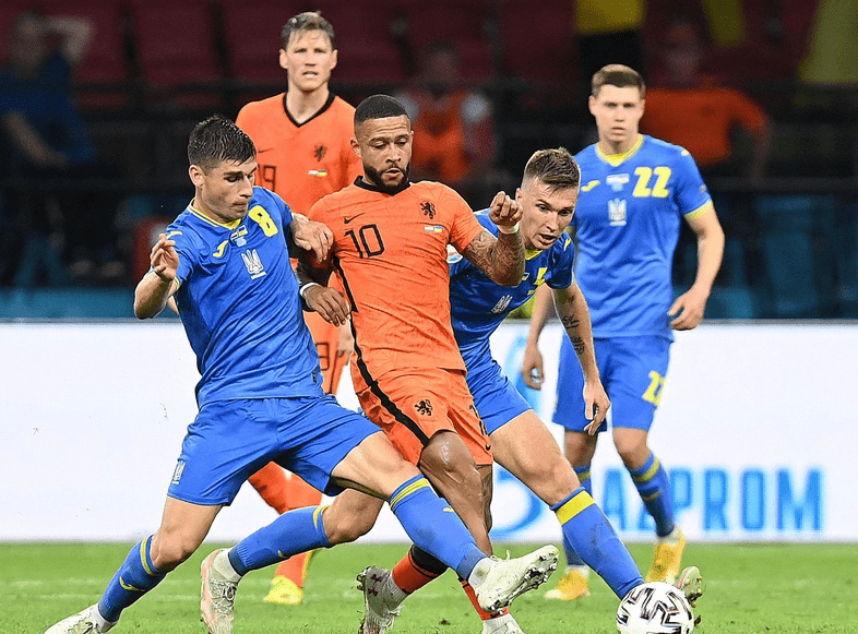 包含瑞士绝杀乌克兰，卡瓦哈尔关键制胜的词条