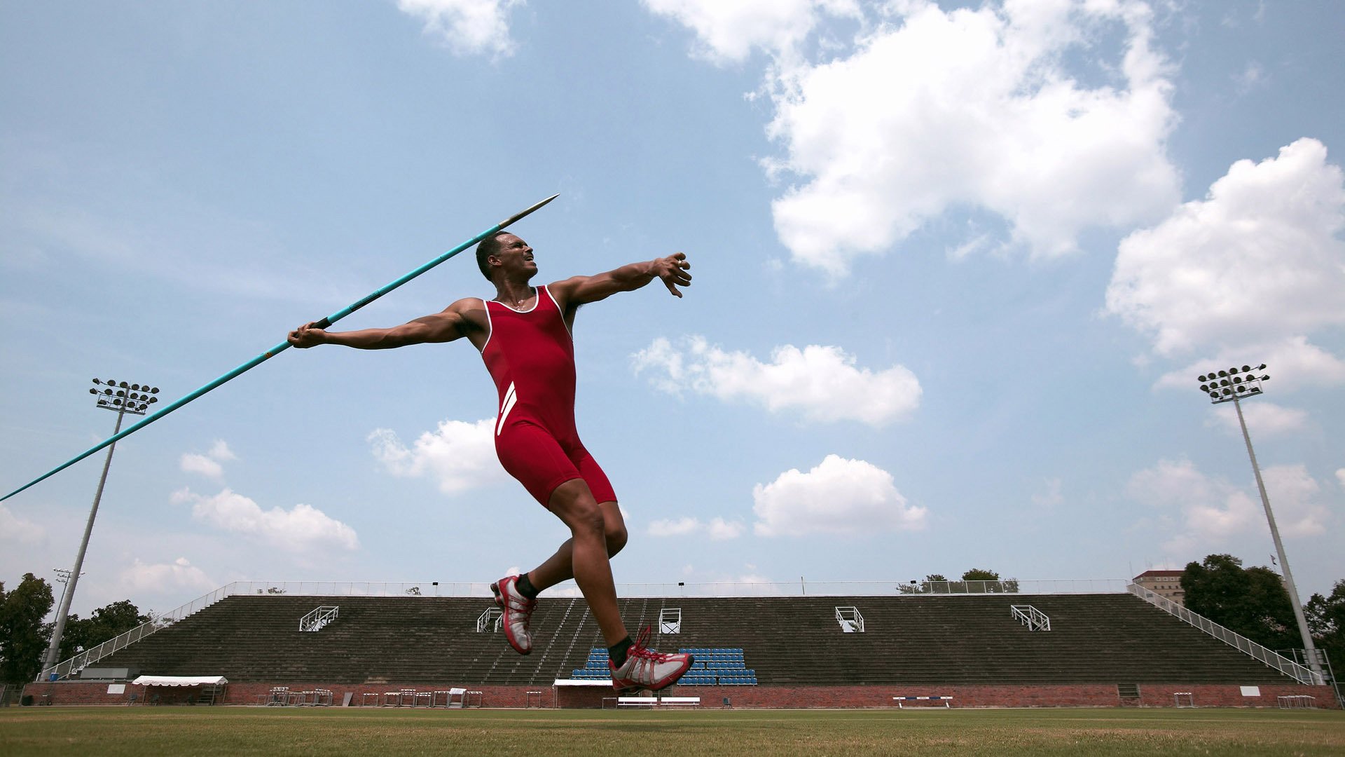 奥运周期关键战之夜,戈贝尔连续得分拉开差距,法国男篮锁定巴黎门票