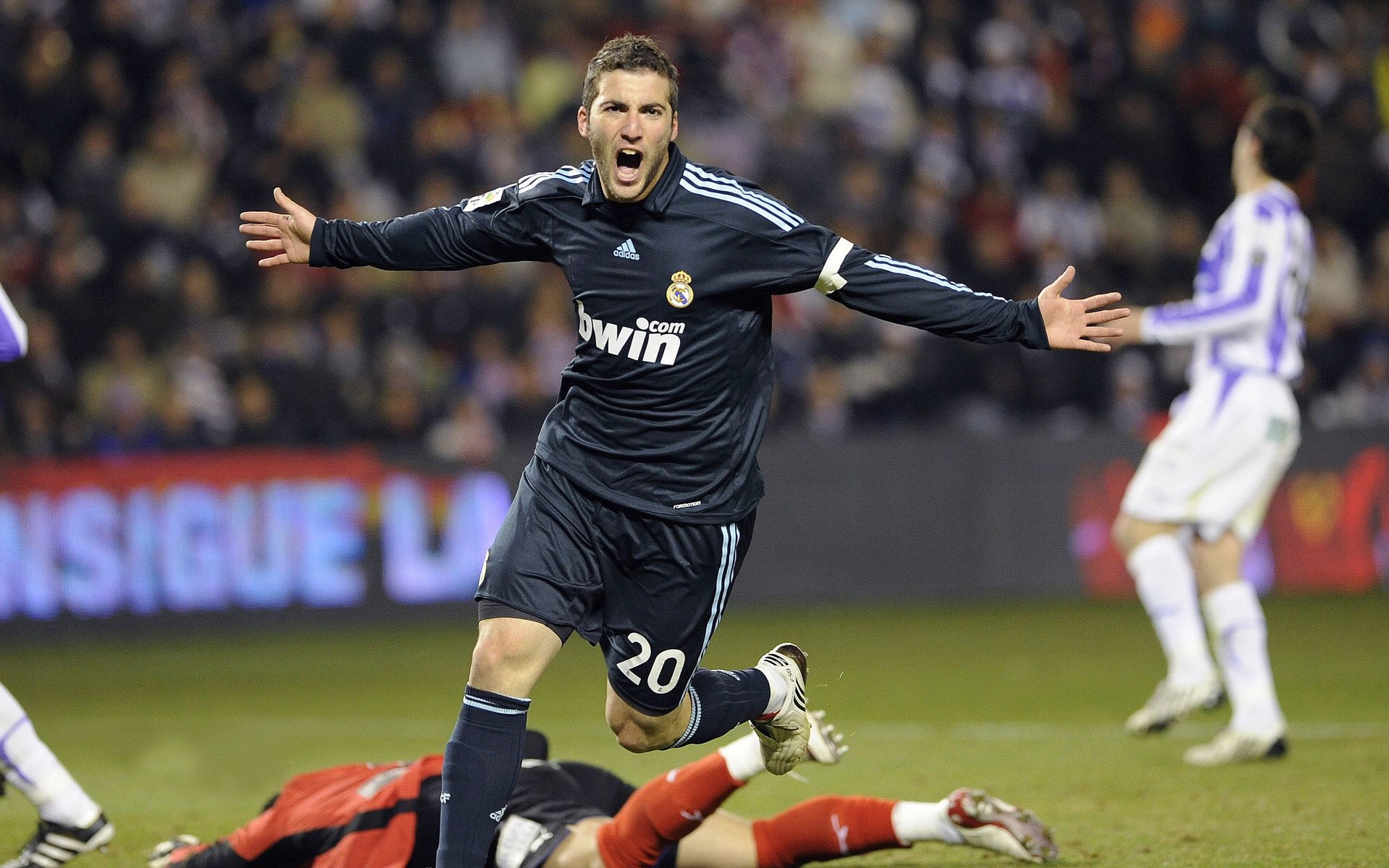 绝境中的红黑意志，AC米兰最后时刻逆转克罗地亚，佩德里欧冠淘汰赛封神之战